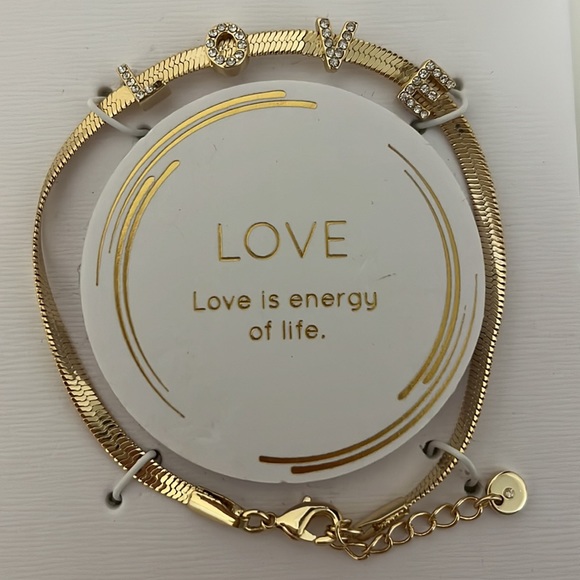 LOVE Gold Bracelet - Picture 4 of 4